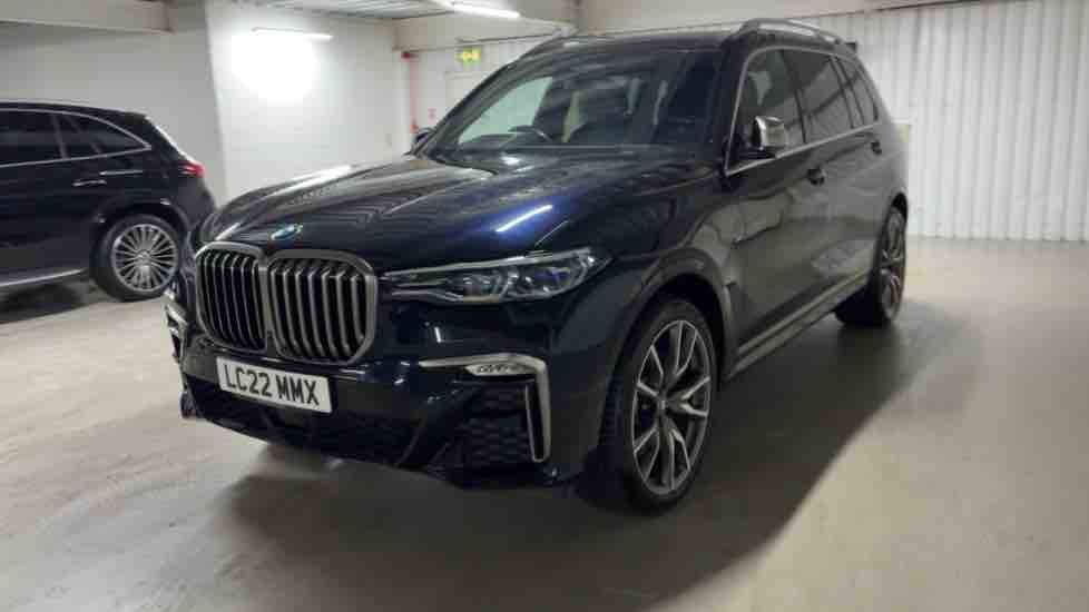 More views of BMW X7