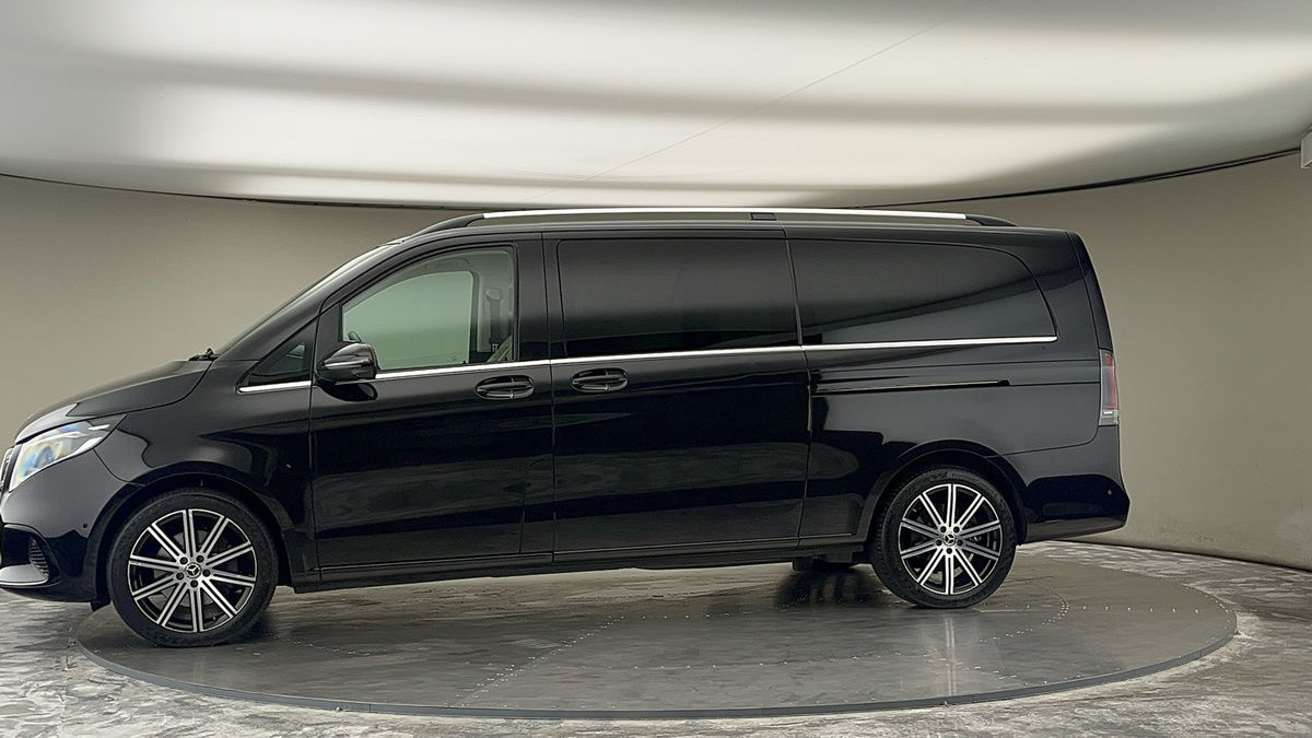 More views of Mercedes-Benz V Class