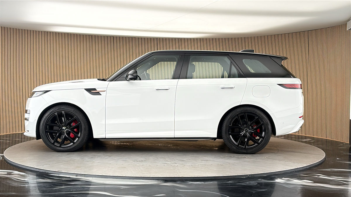 Land Rover Range Rover Sport Image 15