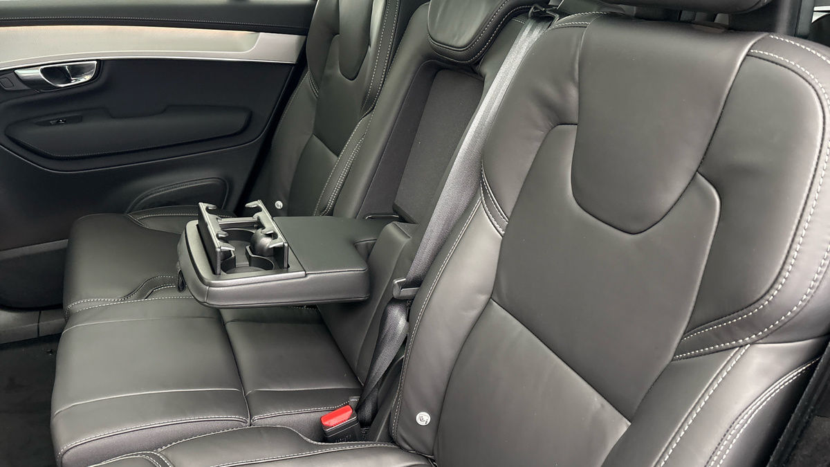 Volvo XC90 Image 9
