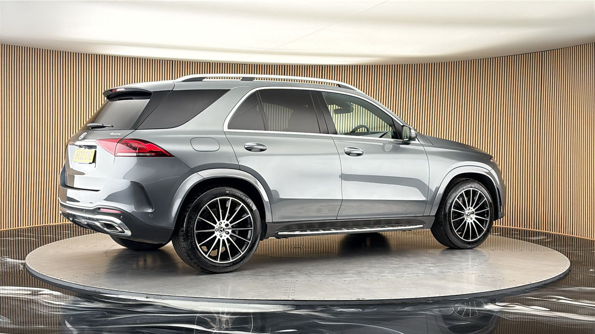 More views of Mercedes-Benz GLE