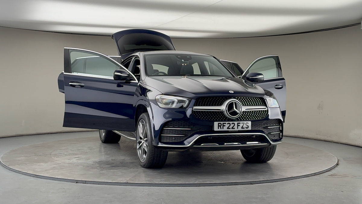 More views of Mercedes-Benz GLE