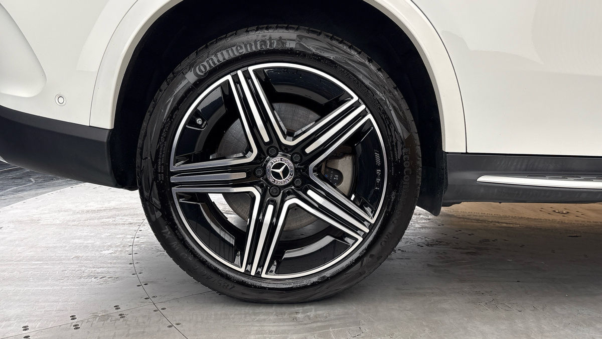 Mercedes-Benz GLC Image 10