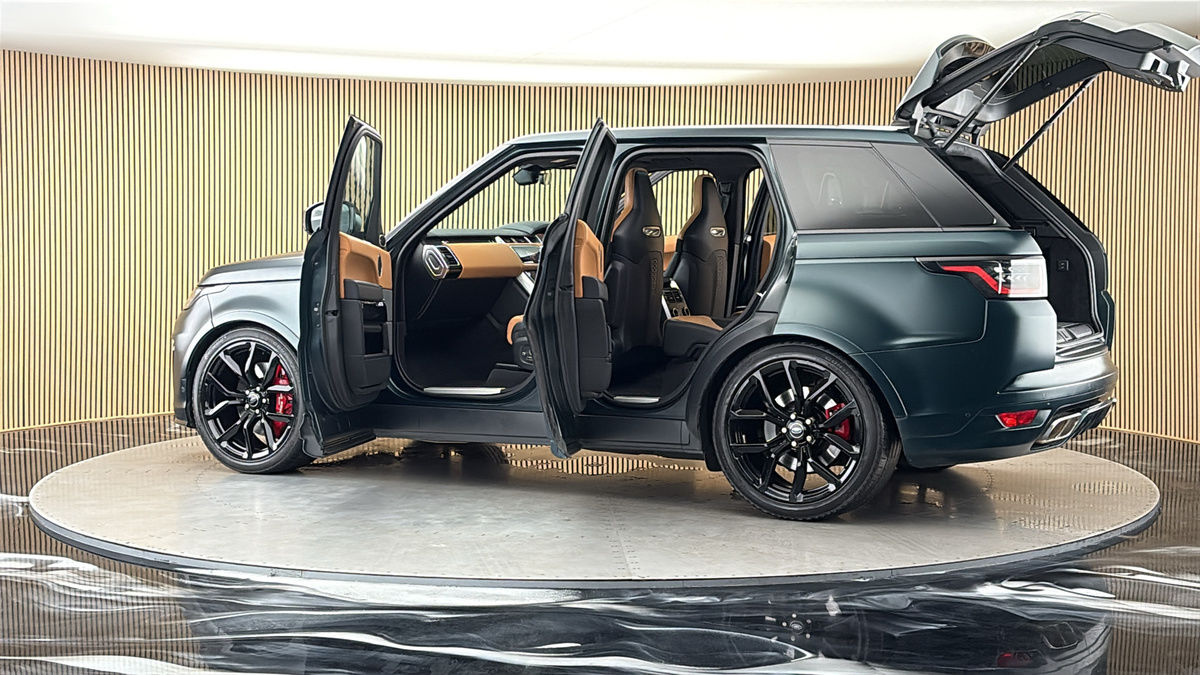 More views of Land Rover Range Rover Sport