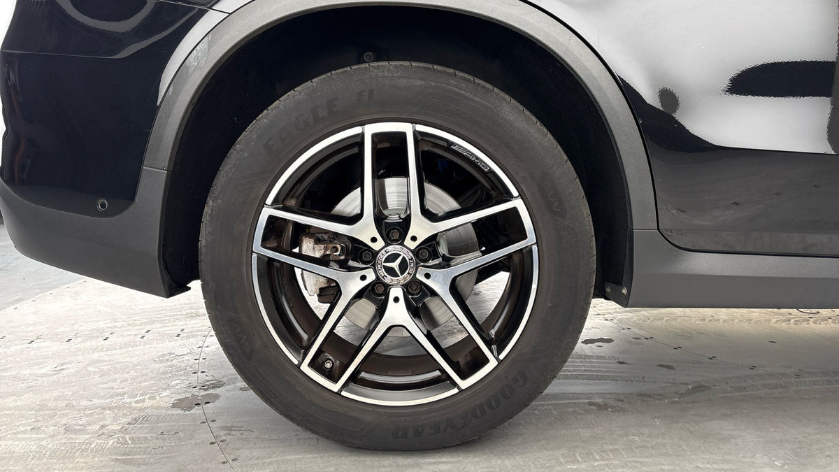 Mercedes-Benz GLC Image 10