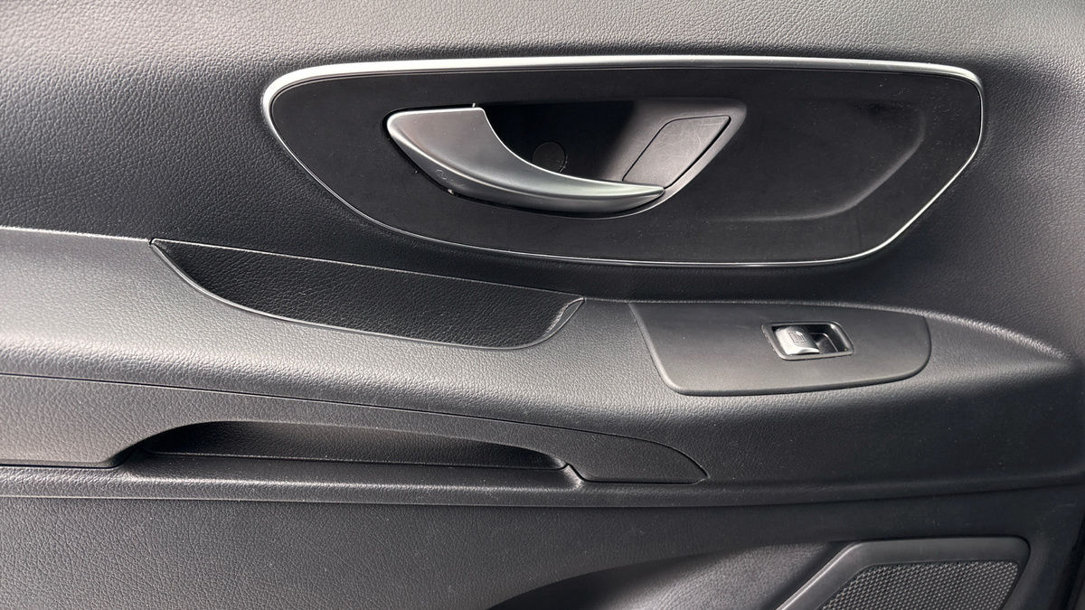 Mercedes-Benz Vito Image 19