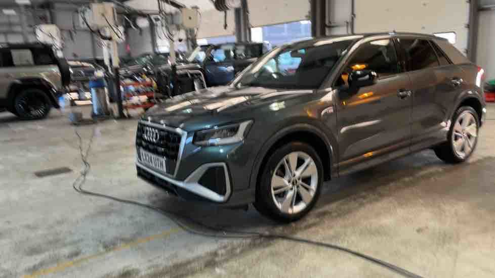 More views of Audi Q2