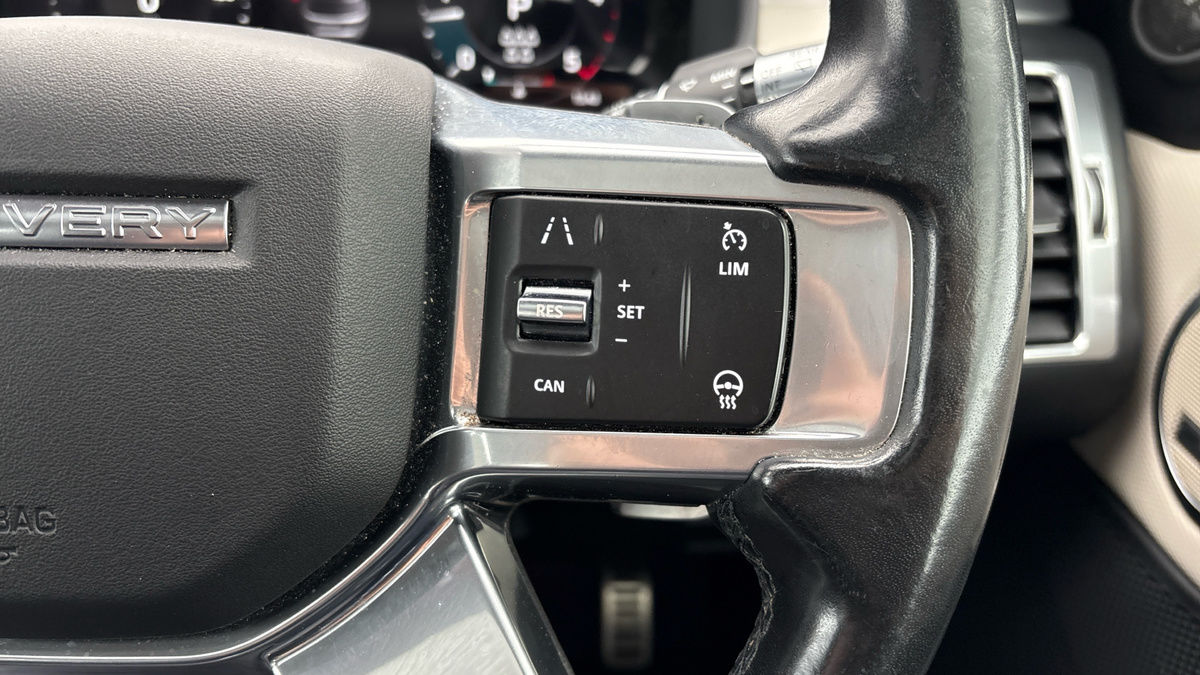 Land Rover Discovery Image 14