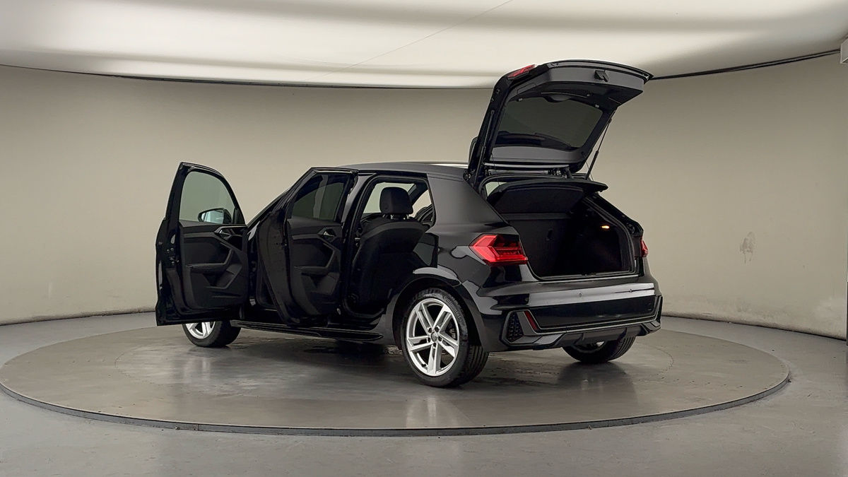 More views of Audi A1