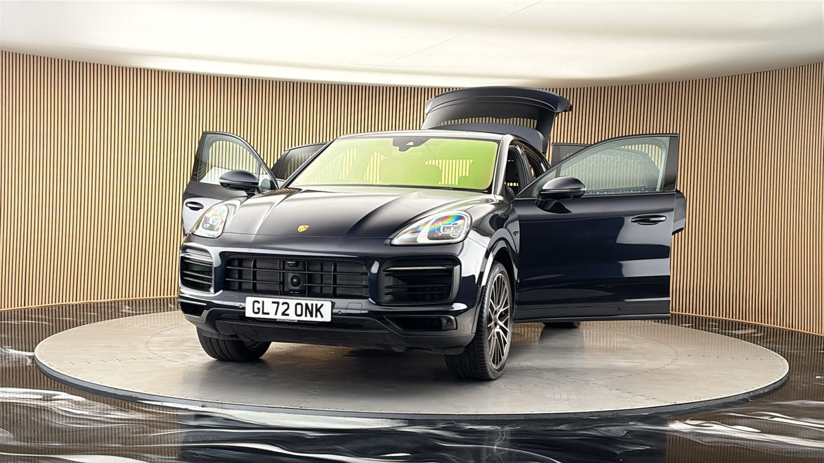 More views of Porsche Cayenne