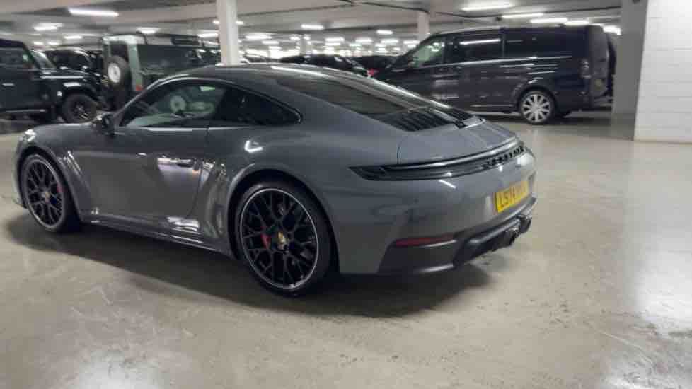 More views of Porsche 911