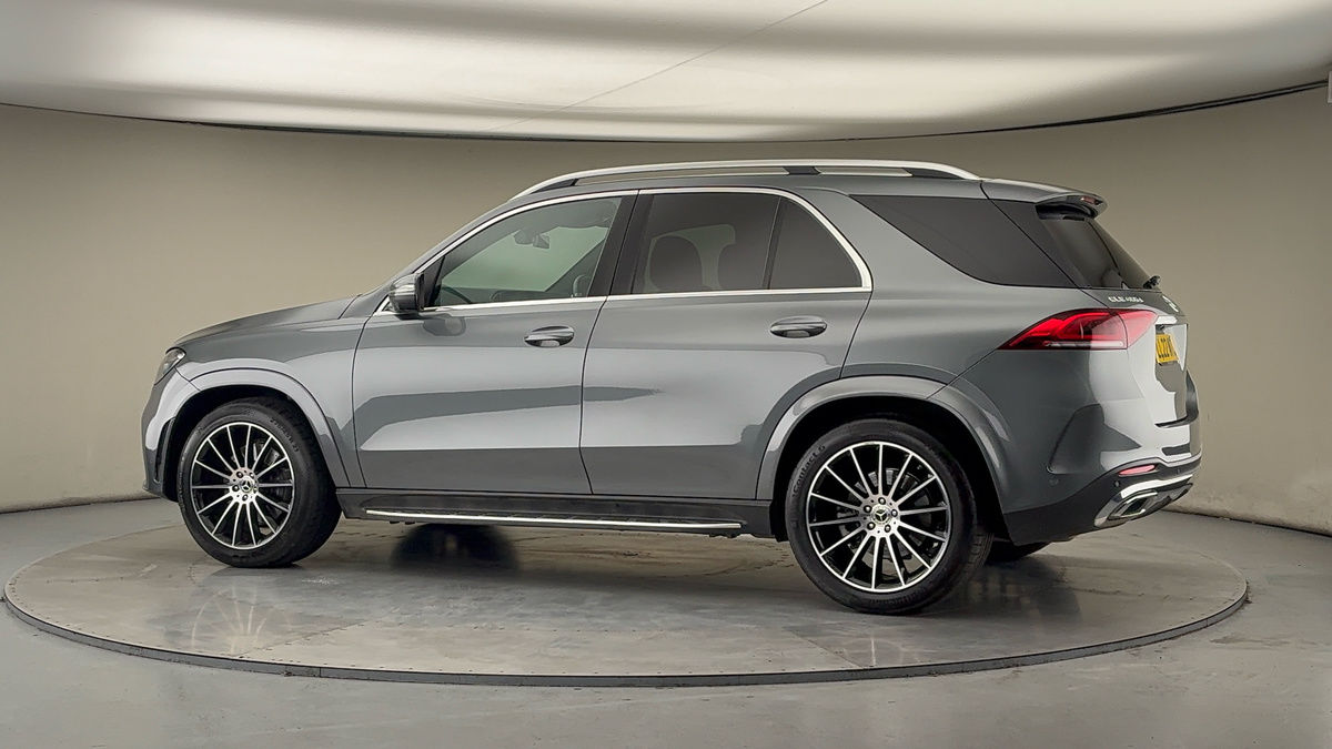 More views of Mercedes-Benz GLE