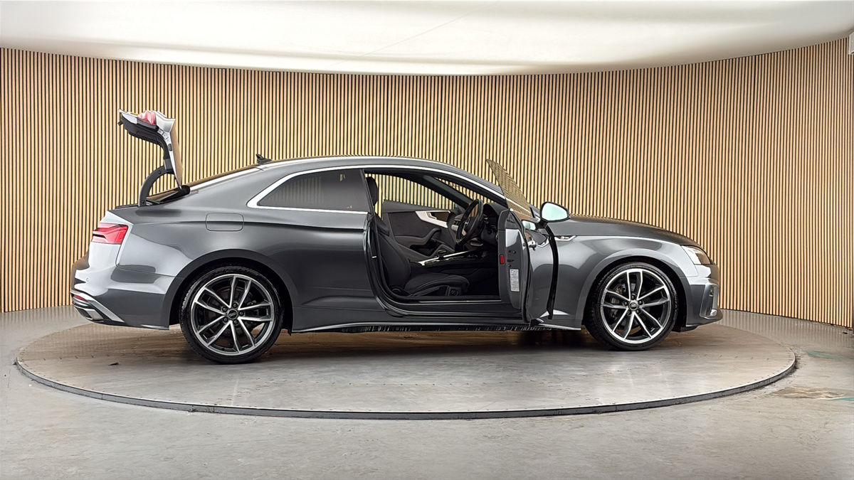 More views of Audi A5