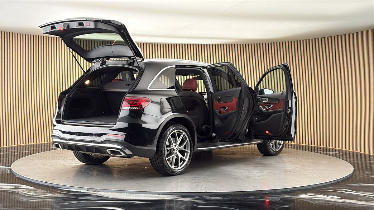 More views of Mercedes-Benz GLC