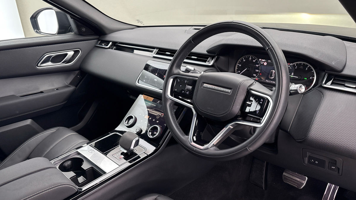 Land Rover Range Rover Velar Image 5