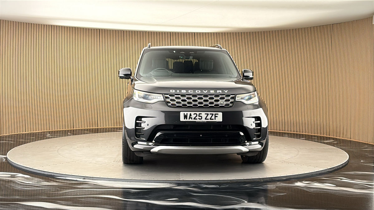 More views of Land Rover Discovery