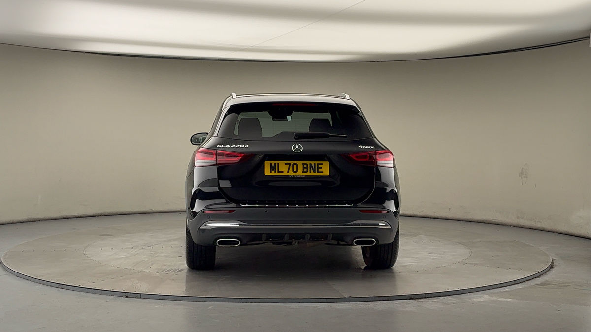 More views of Mercedes-Benz GLA