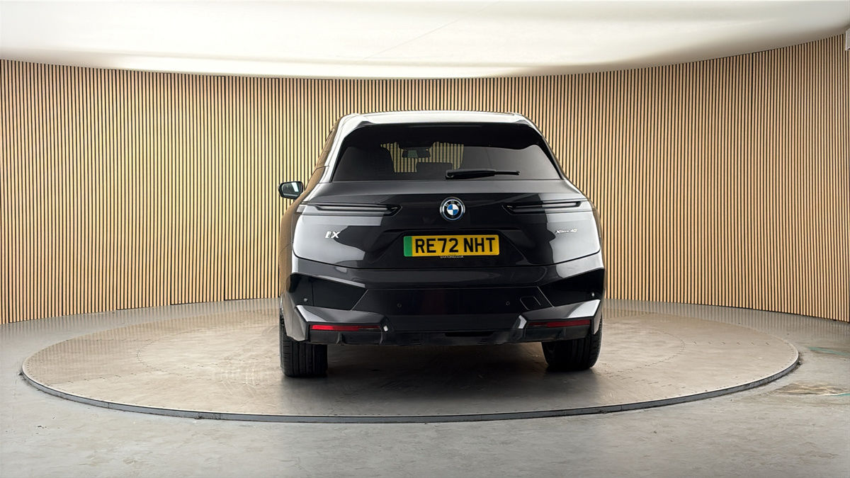 More views of BMW iX