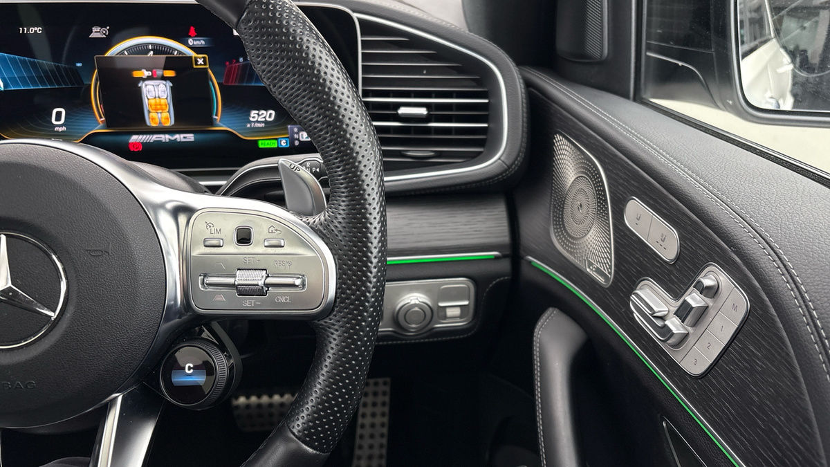 Mercedes-Benz GLE Image 14