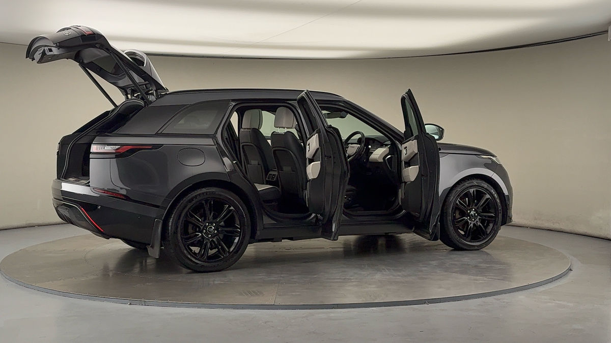 More views of Land Rover Range Rover Velar