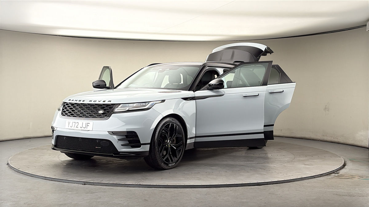 More views of Land Rover Range Rover Velar