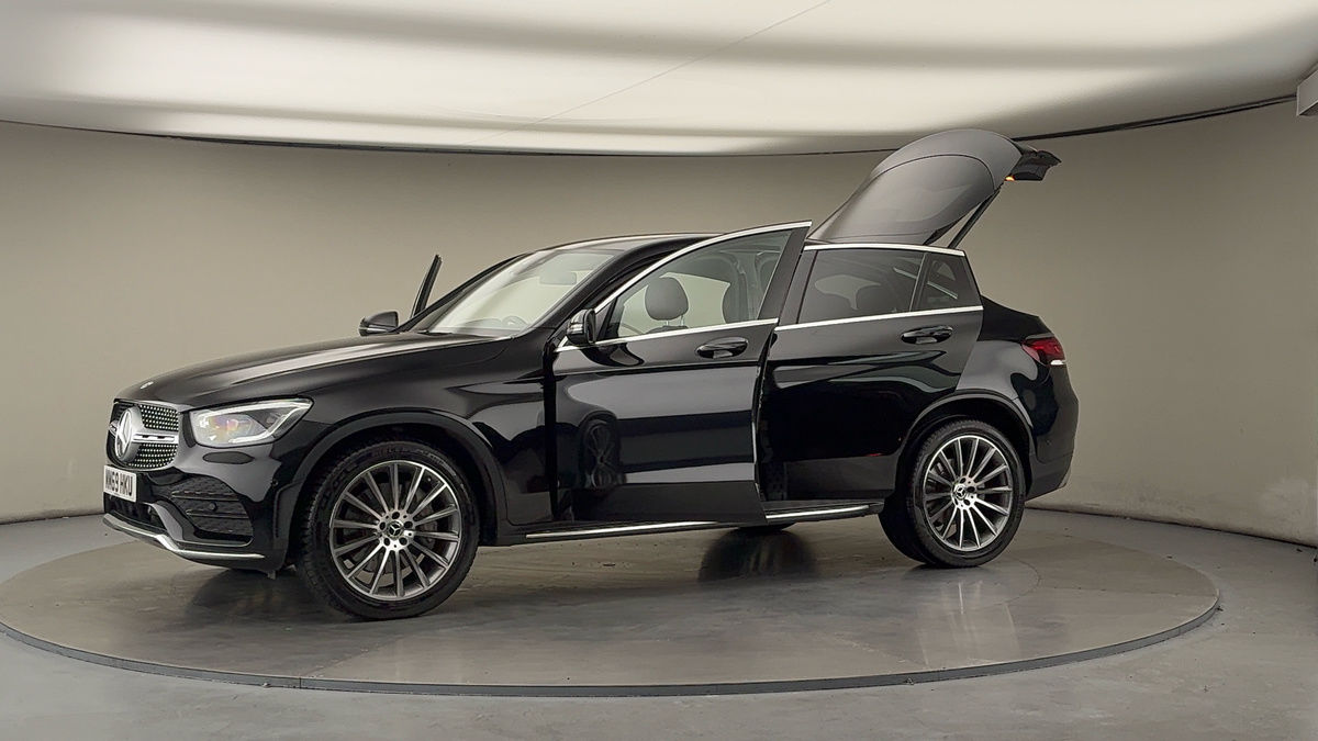 More views of Mercedes-Benz GLC