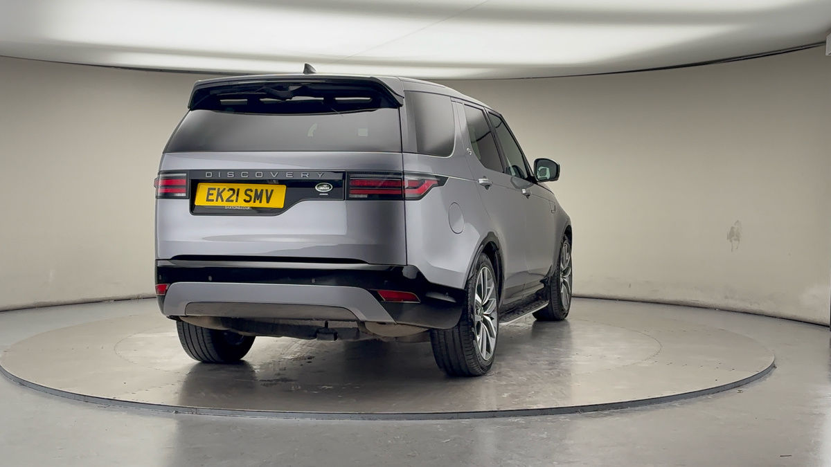 More views of Land Rover Discovery