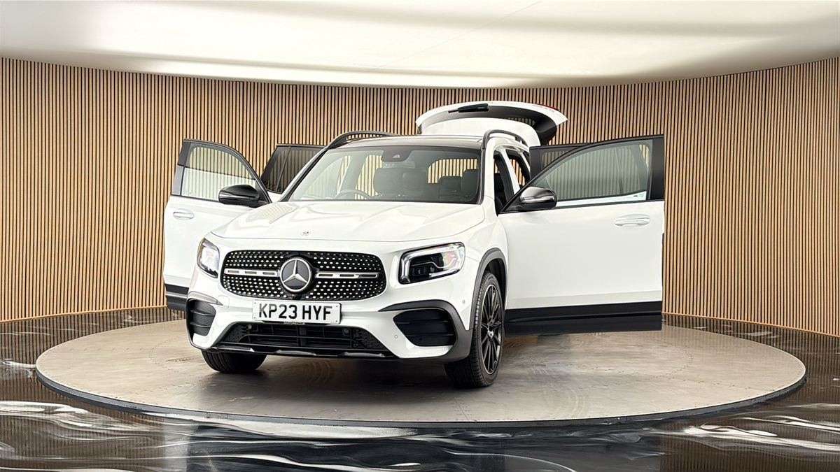 More views of Mercedes-Benz GLB