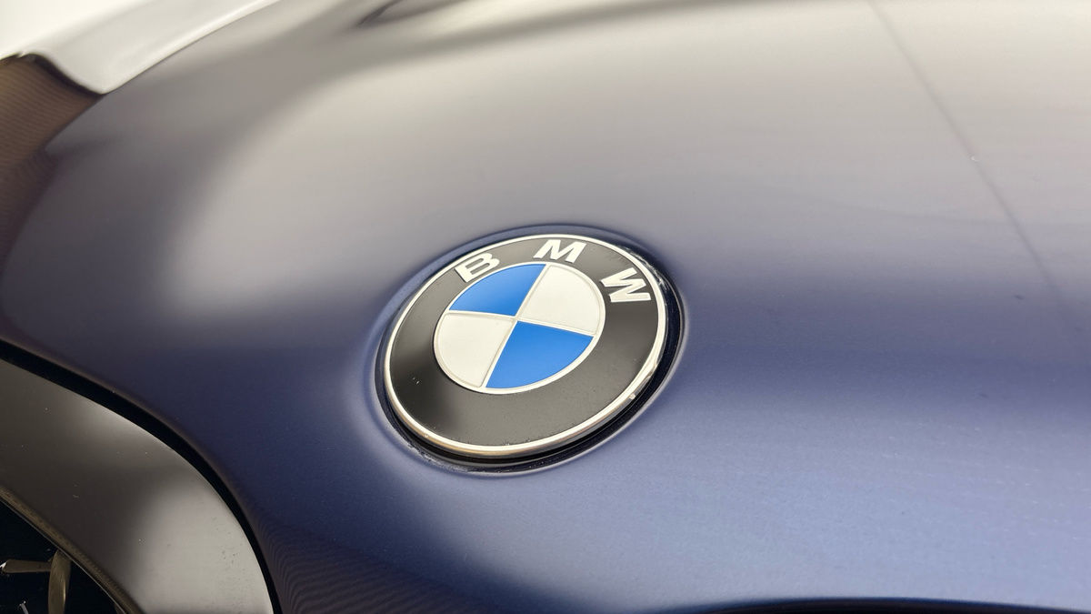More views of BMW X4