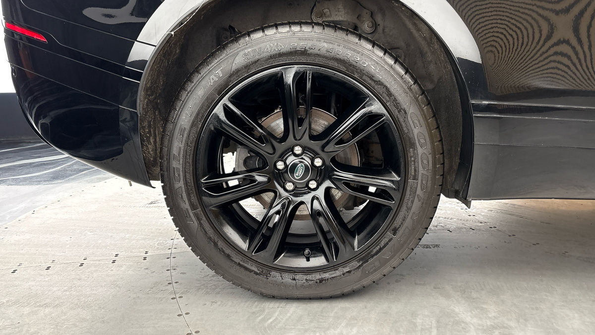 Land Rover Range Rover Velar Image 10