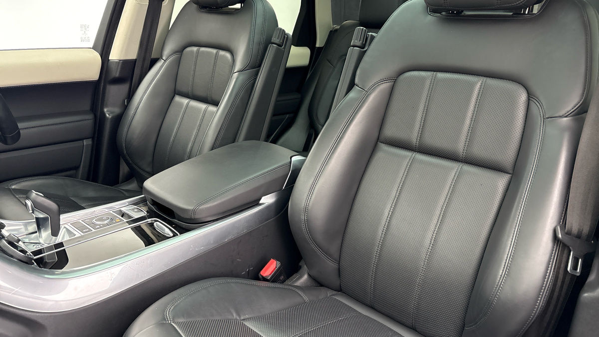 Land Rover Range Rover Sport Image 7