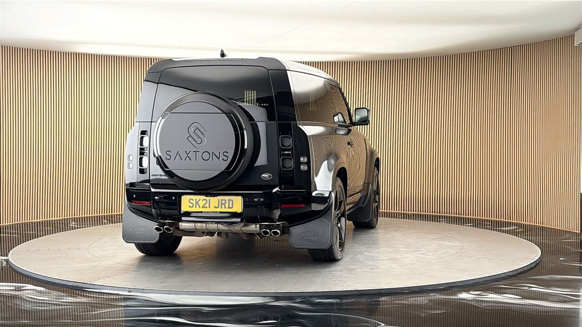 More views of Land Rover Defender 90