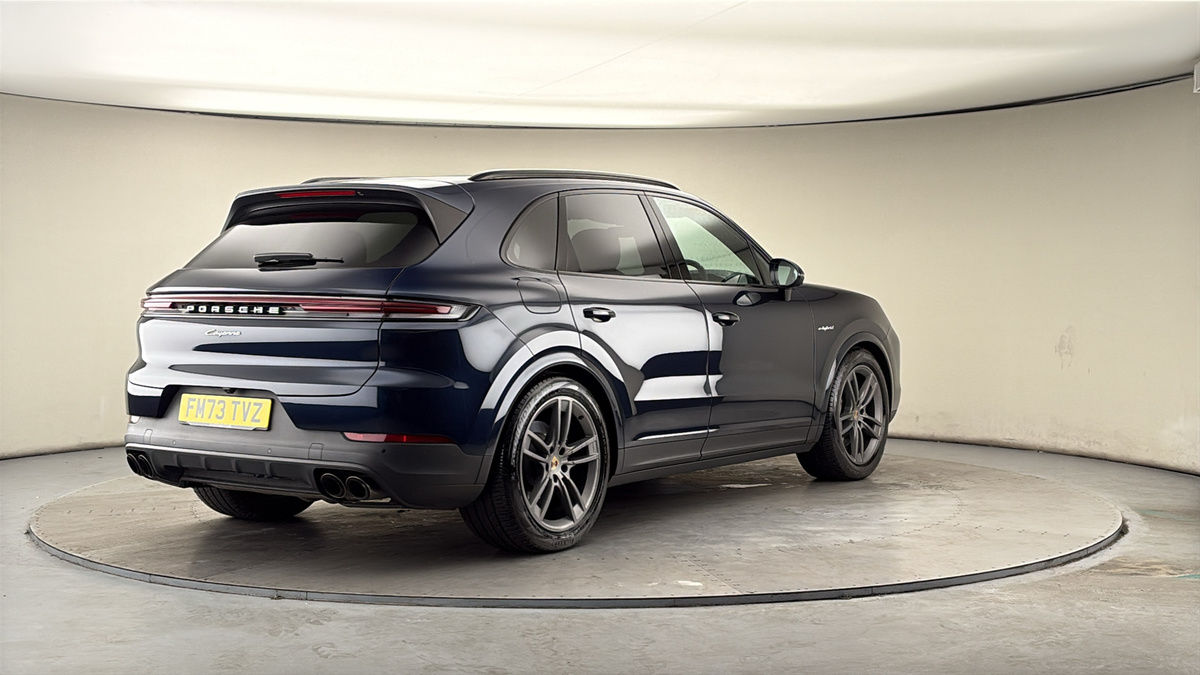 More views of Porsche Cayenne