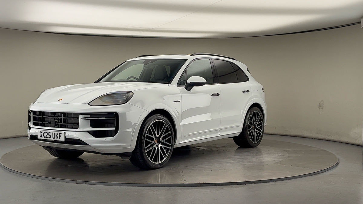 More views of Porsche Cayenne