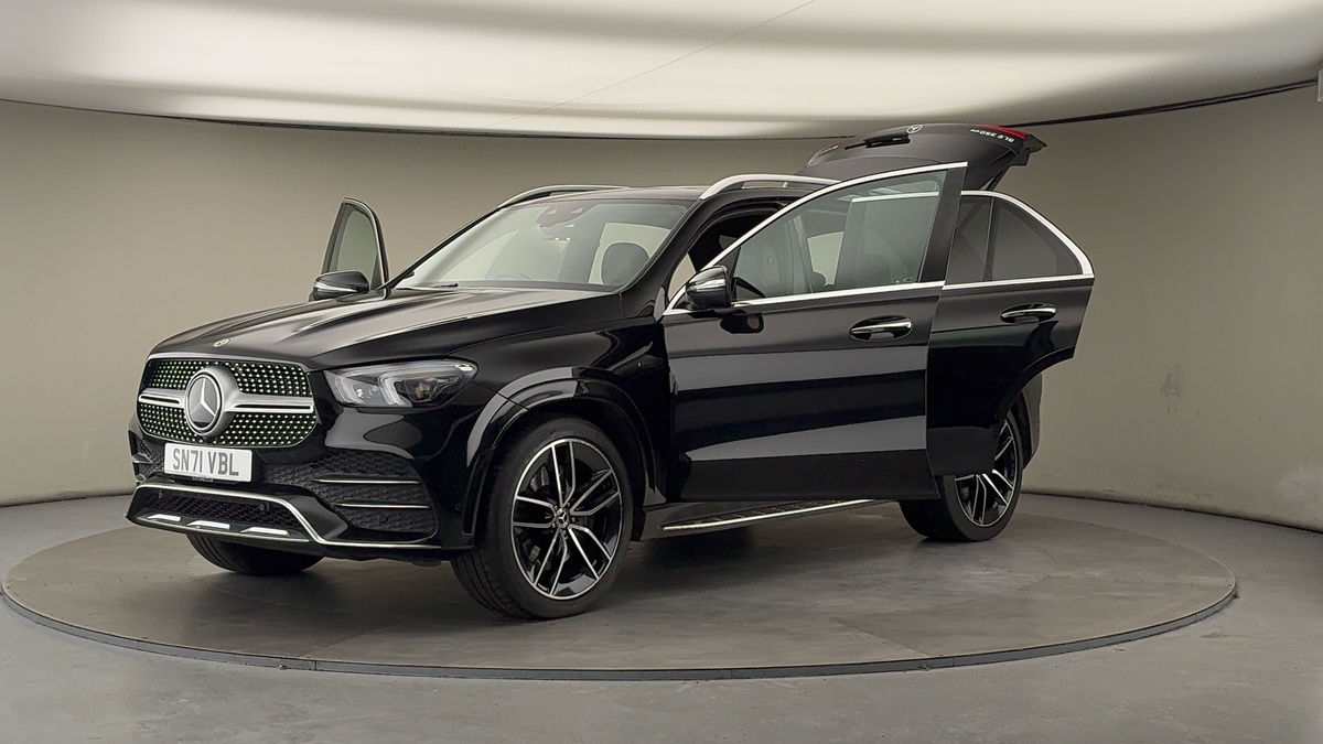 More views of Mercedes-Benz GLE