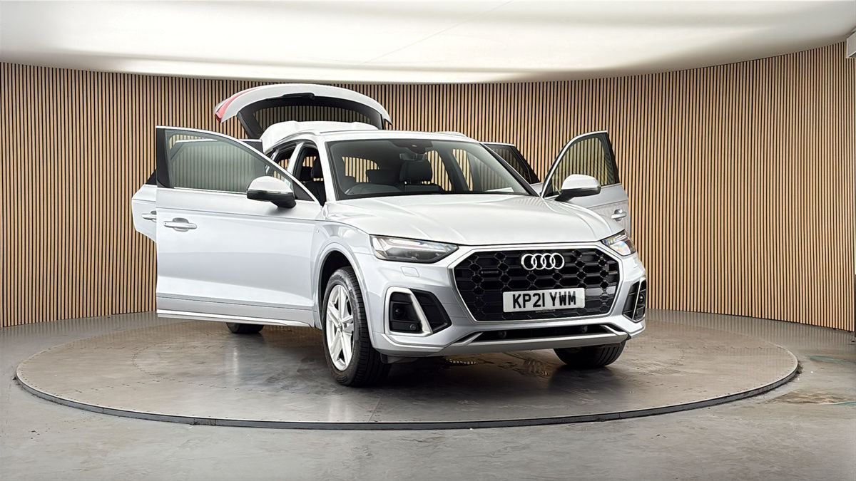More views of Audi Q5