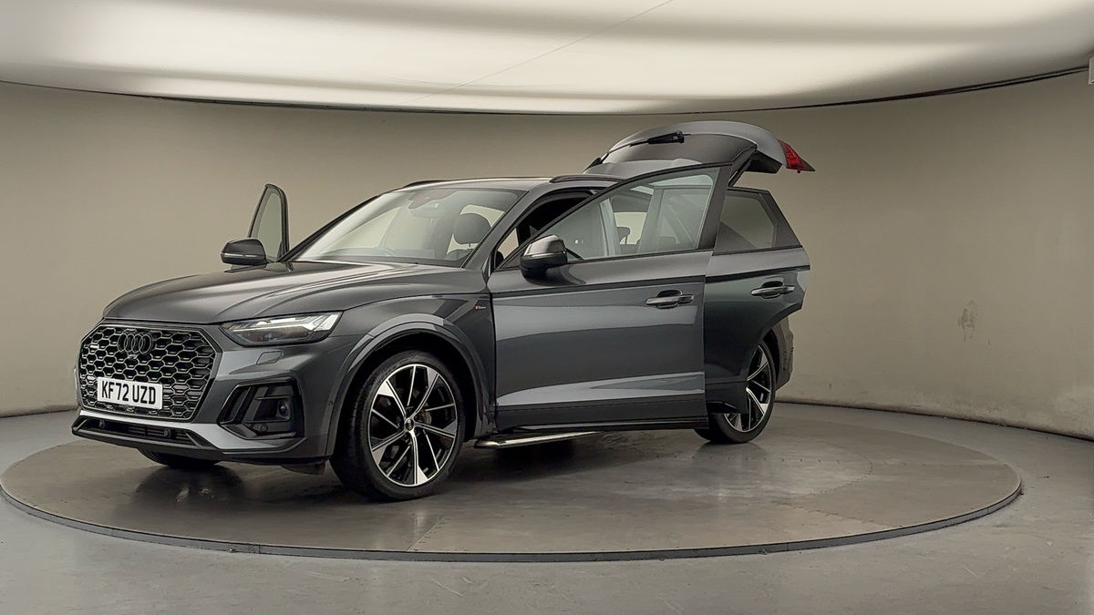 More views of Audi Q5