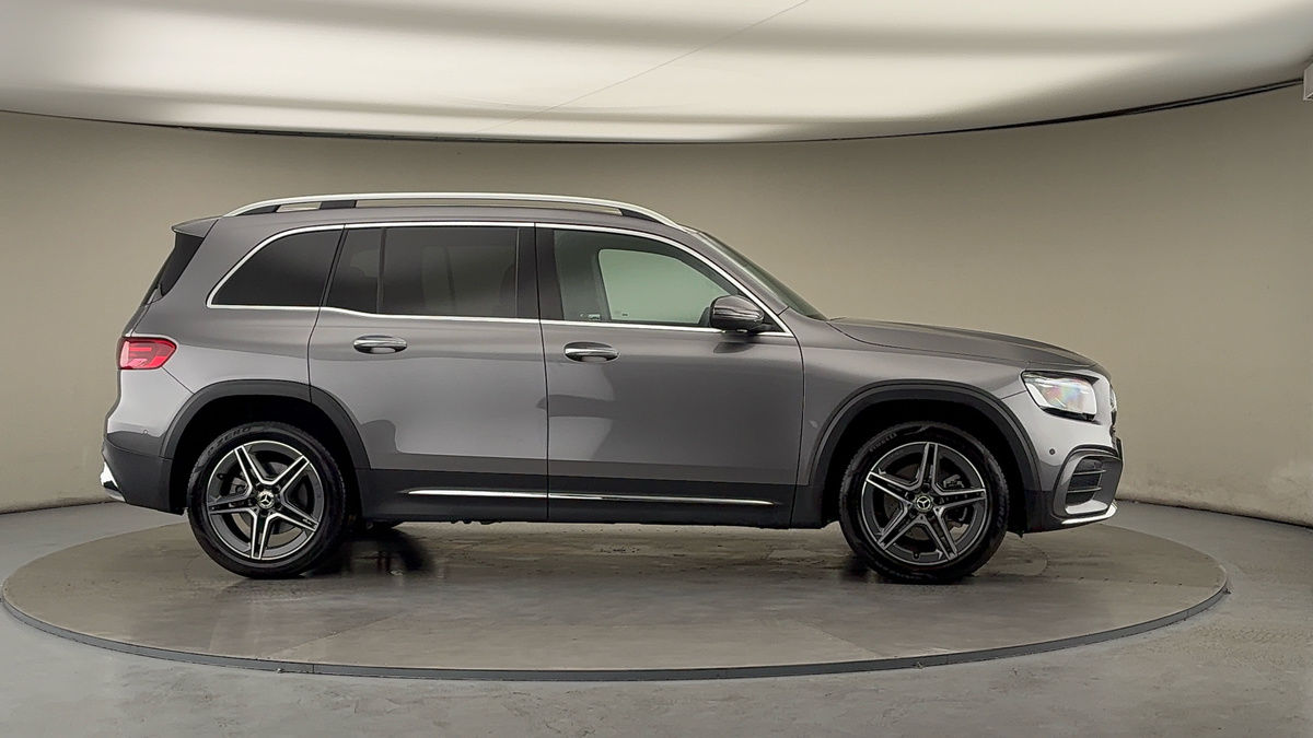 More views of Mercedes-Benz GLB