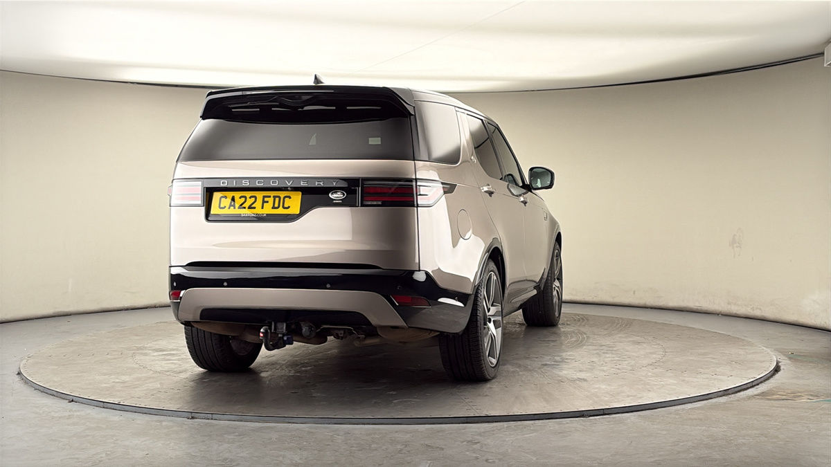 More views of Land Rover Discovery