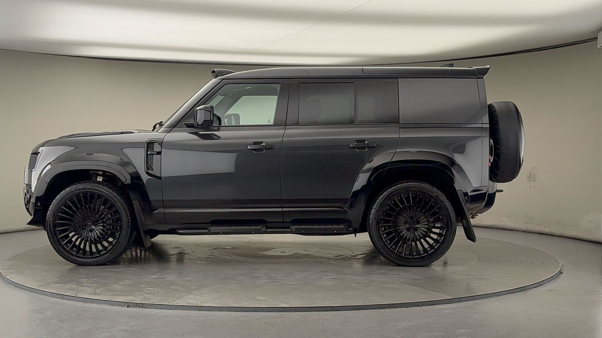 Land Rover Defender 110 Urban Image 15