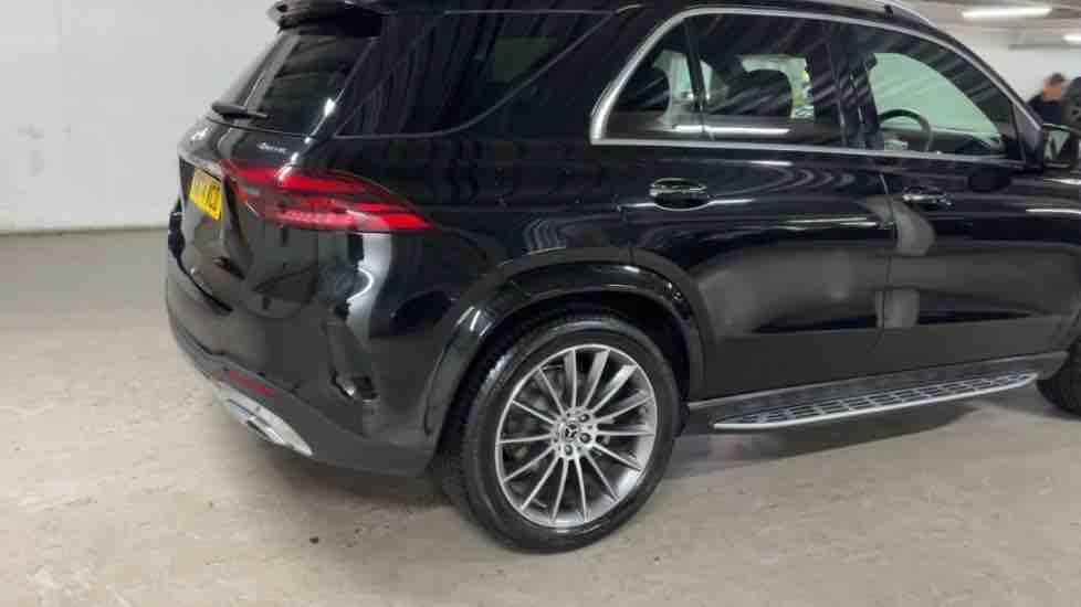 More views of Mercedes-Benz GLE