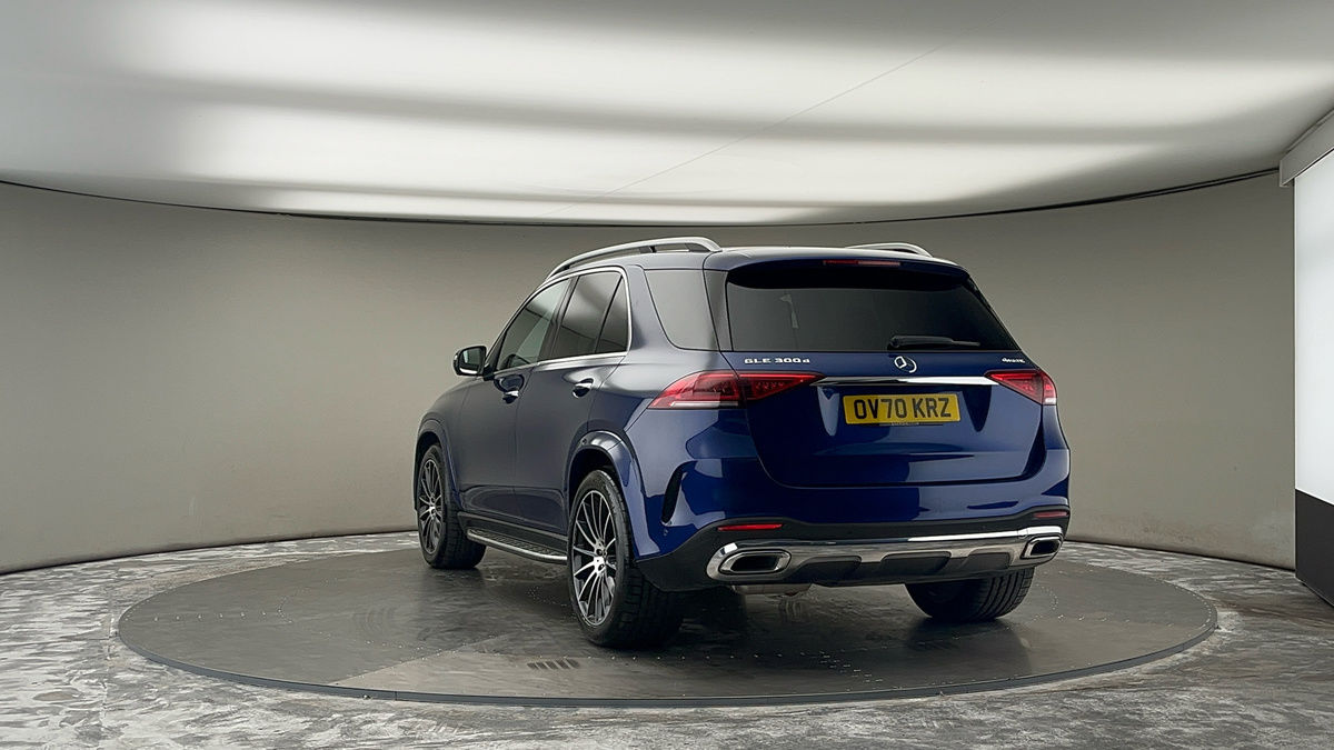 More views of Mercedes-Benz GLE