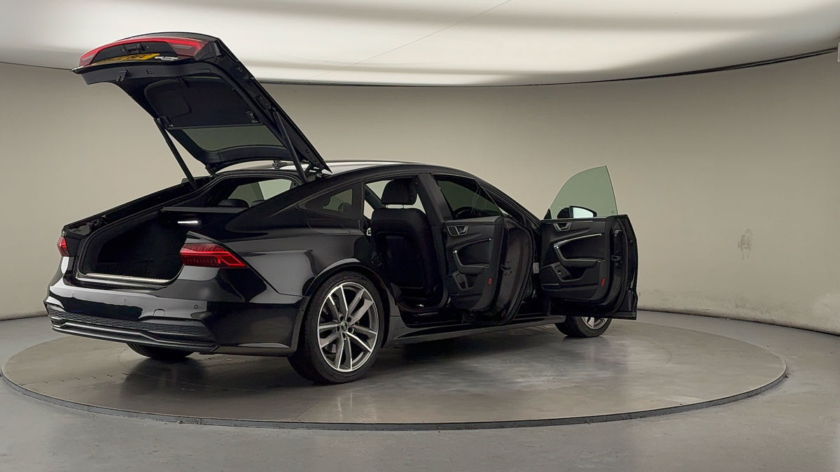 More views of Audi A7