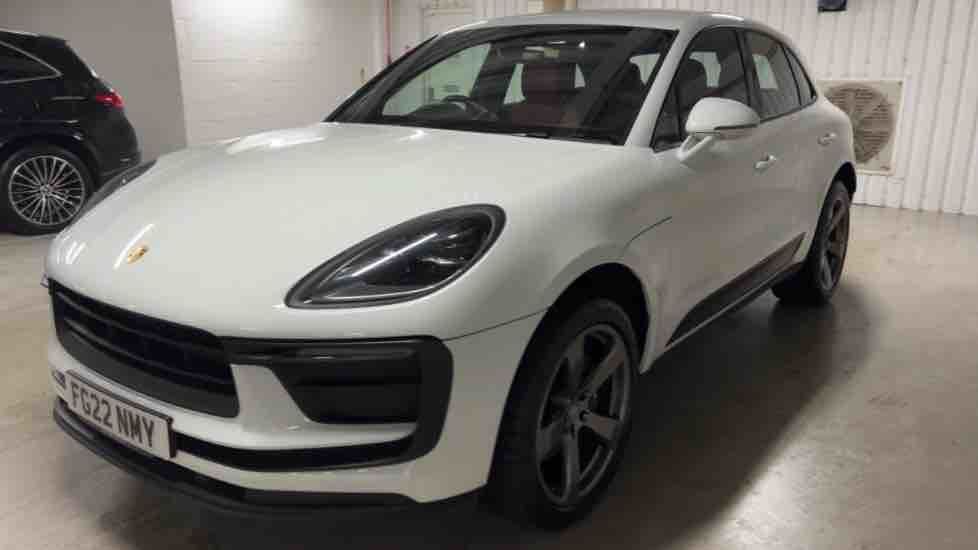 More views of Porsche Macan