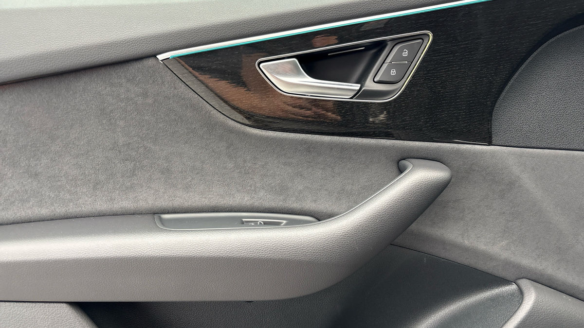 Audi Q8 Image 19