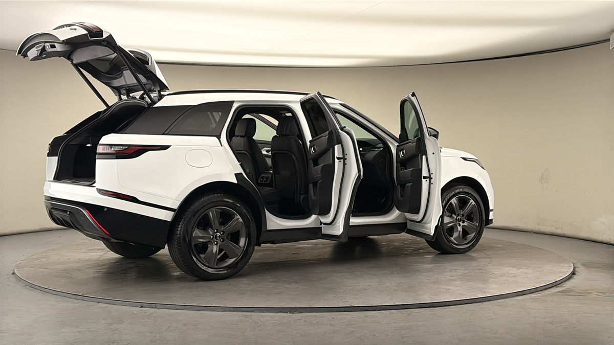 More views of Land Rover Range Rover Velar