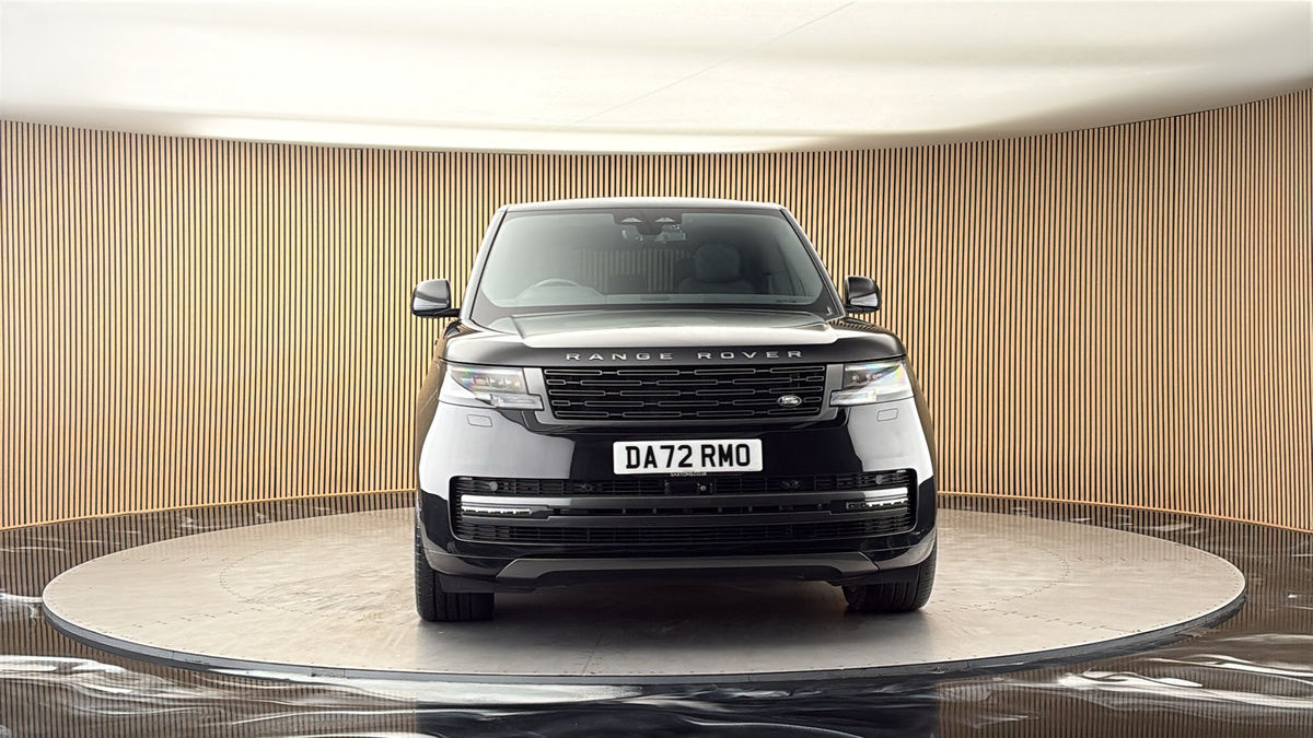 More views of Land Rover Range Rover