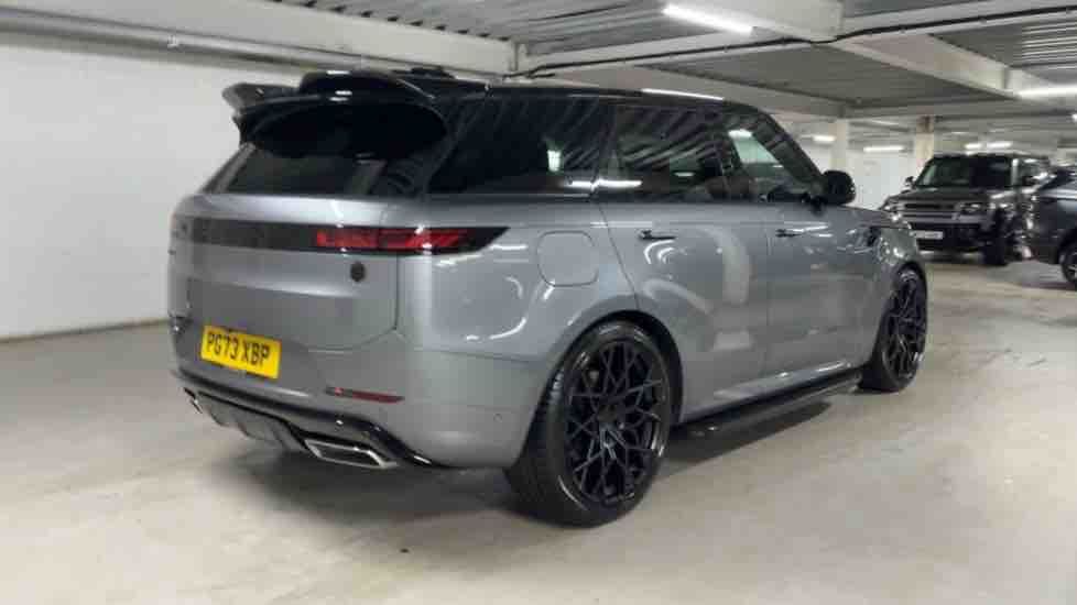 More views of Land Rover Range Rover Sport
