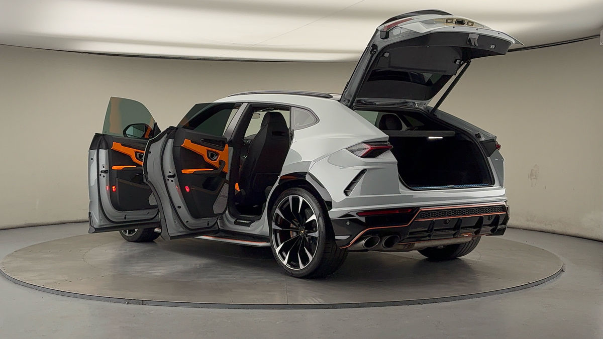 More views of Lamborghini Urus