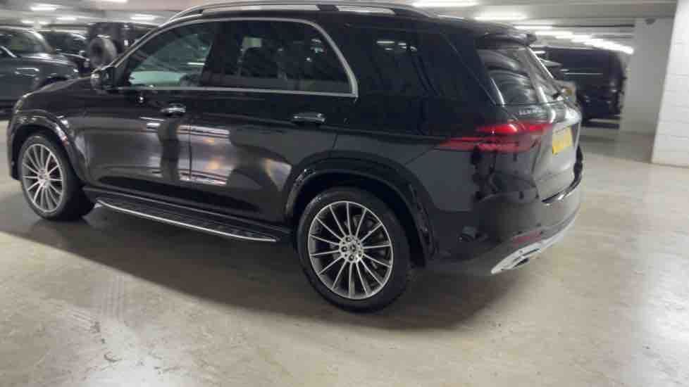 More views of Mercedes-Benz GLE